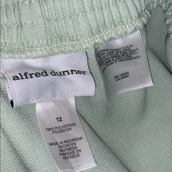 Alfred Dunner sage elastic waist pants. Size 12 - Picture 10 of 10